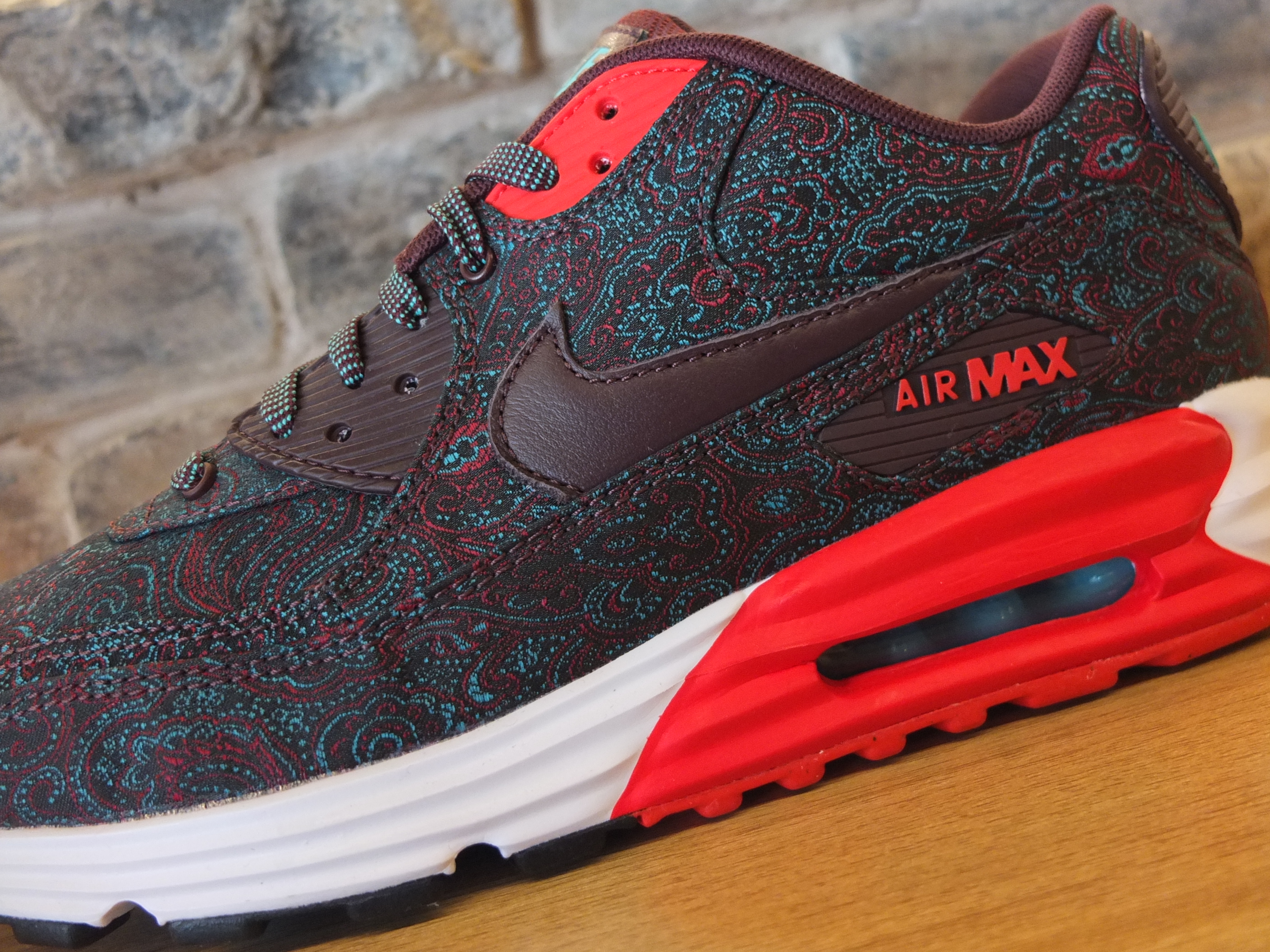 nike air max 90 suit and tie