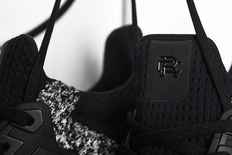 yeezy inertia v2 on feet